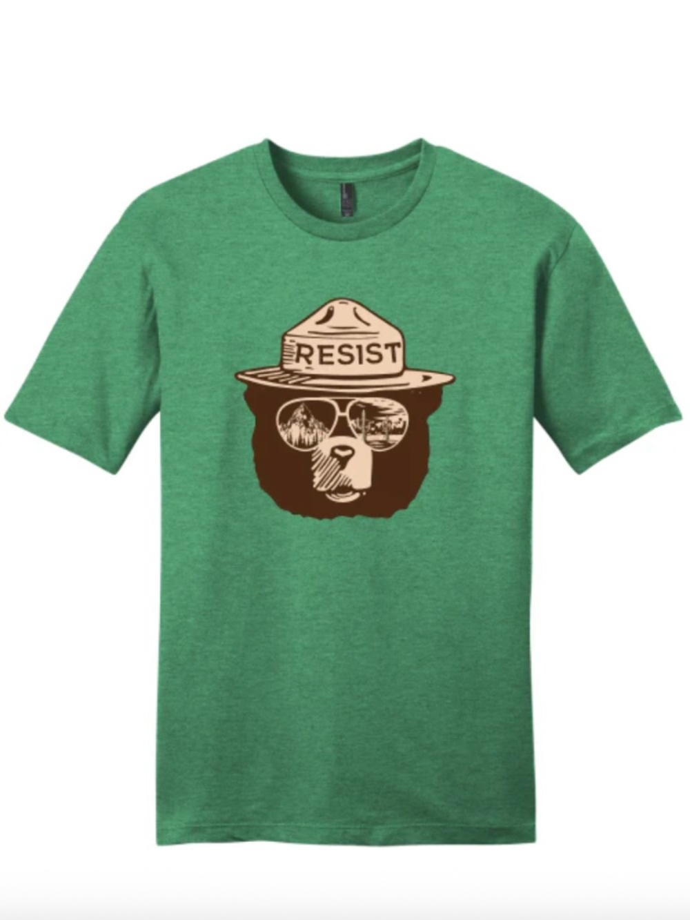 NWT Our Parks - Resist Bear T-Shirt Size XL